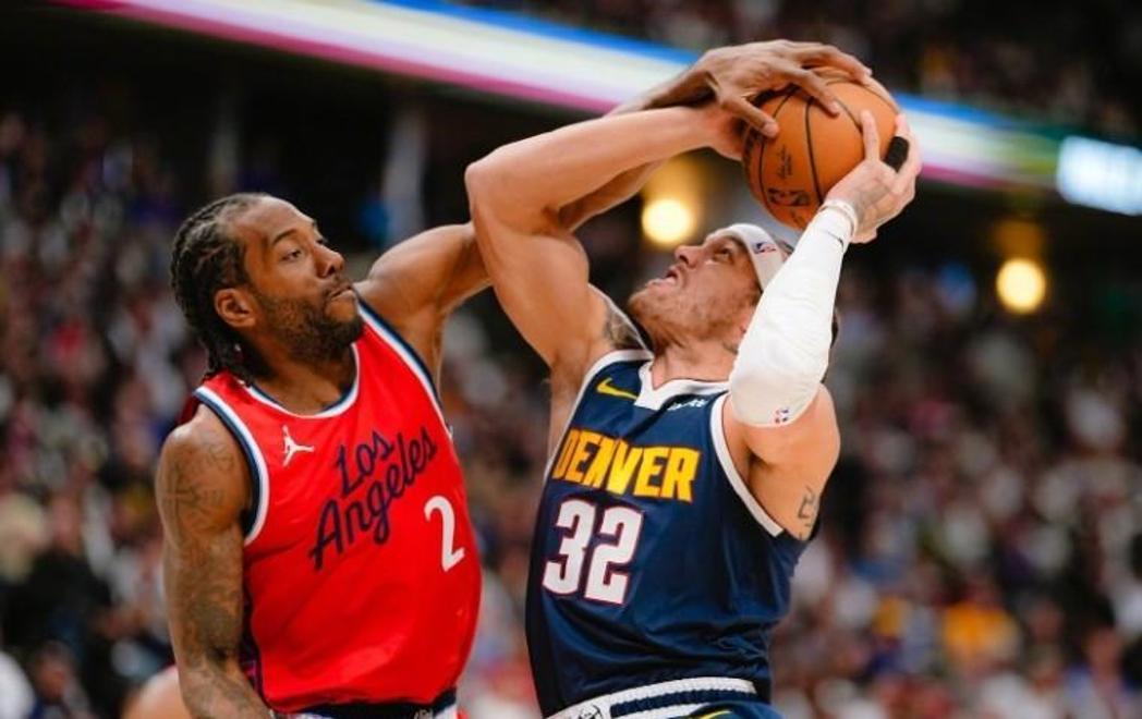 开云体育入口-快船险胜掘金，保罗送出助攻