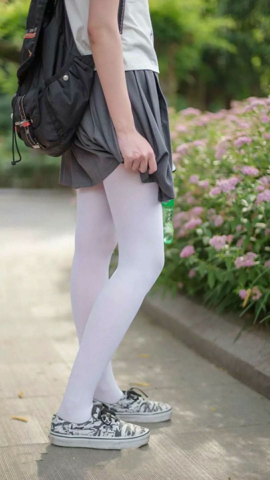 开云体育平台APP-致命12分钟，当袋鼠军团的铁蹄碾碎桑巴荣光，费利克斯的眼泪与狂舞